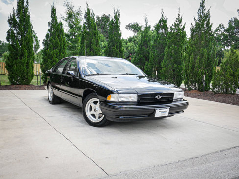 Used 1994 Chevrolet Impala SS image 2