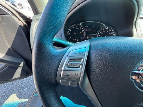 Used 2014 Nissan Altima 2.5 S w/ Sport Value Package image 22