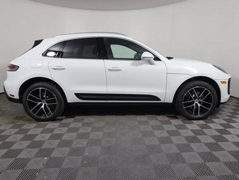 New 2024 Porsche Macan image 8