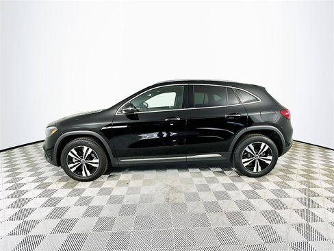Certified 2025 Mercedes-Benz GLA 250 image 4