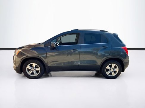 Used 2016 Chevrolet Trax LT w/ LT Convenience Package image 9