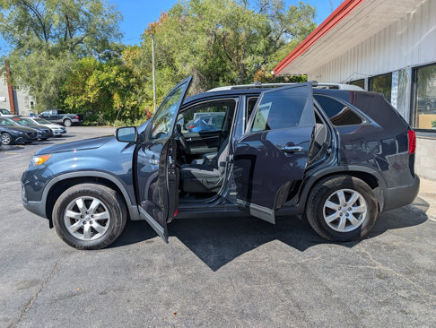 Used 2012 Kia Sorento LX w/ V6 Convenience Pkg image 5