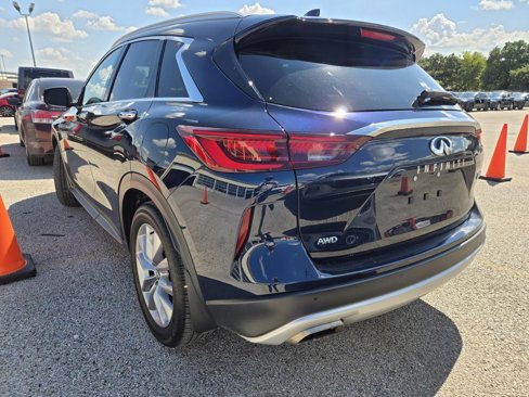 Used 2022 INFINITI QX50 Luxe image 2