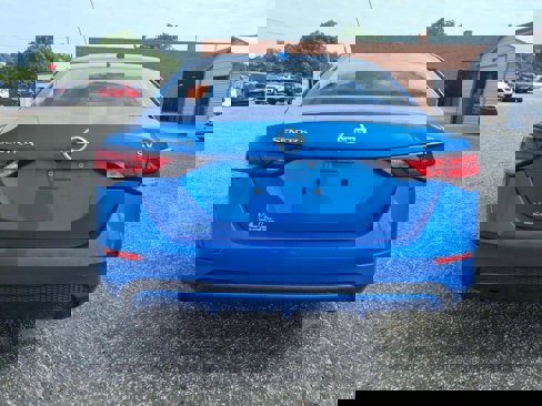 Used 2021 Nissan Sentra SV image 6
