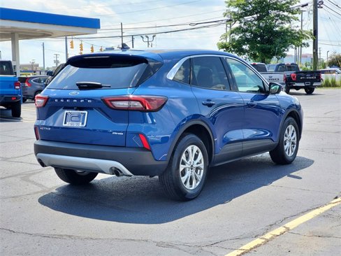 Used 2023 Ford Escape Active w/ Tech Pack #2 image 4