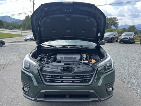 Used 2022 Subaru Forester Limited image 17