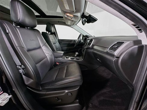 Used 2017 Jeep Grand Cherokee Summit image 30