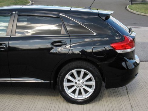 Used 2010 Toyota Venza AWD image 8