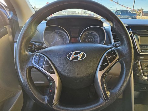 Used 2013 Hyundai Elantra GT image 15