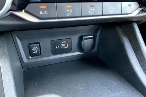 Used 2024 Nissan Sentra S image 32