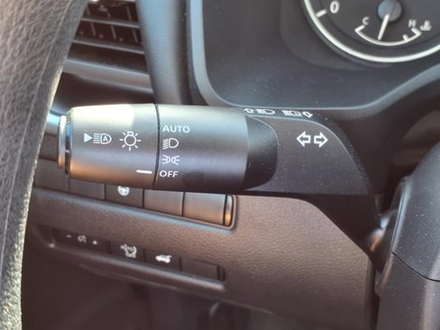 Used 2024 Nissan Rogue SV image 20