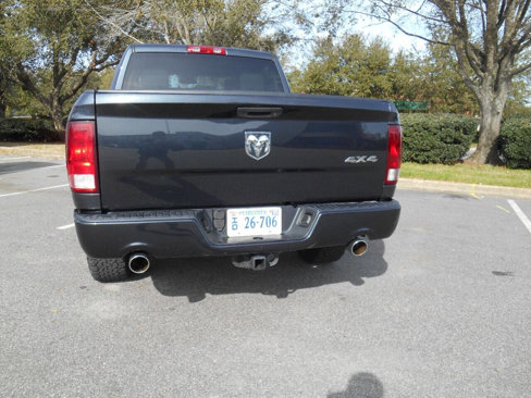 Used 2014 RAM 1500 Express image 3