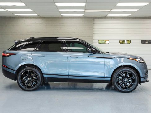 Used 2020 Land Rover Range Rover Velar R-Dynamic S image 3