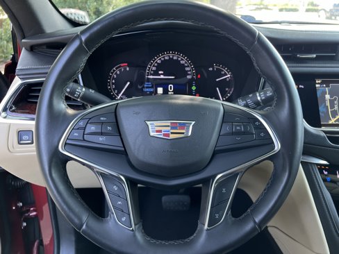 Used 2018 Cadillac XT5 Premium Luxury image 18