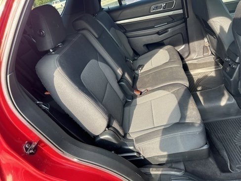 Used 2019 Ford Explorer XLT w/ Class III Trailer Tow Package image 26