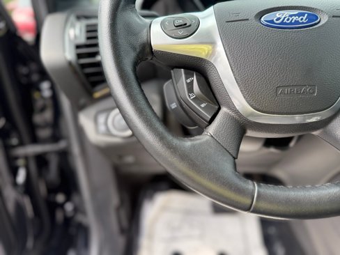 Used 2016 Ford Escape Titanium image 22