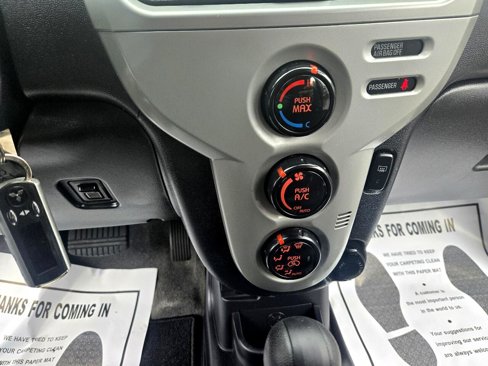 Used 2012 Mitsubishi i SE image 57