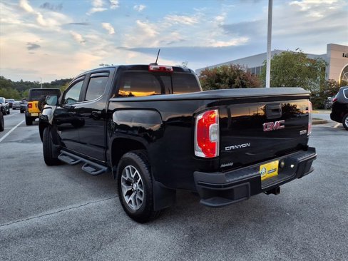 Used 2017 GMC Canyon SLE w/ All Terrain Package image 4
