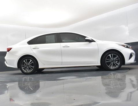 Used 2023 Kia Forte LXS image 34