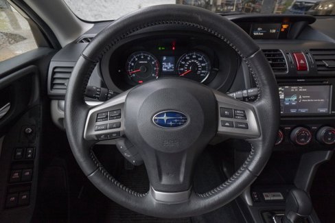 Used 2015 Subaru Forester 2.5i Touring w/ Eyesight & Navigation System image 12