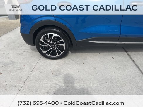 Used 2023 Chevrolet Bolt EUV Premier w/ Sun & Sound Package image 6