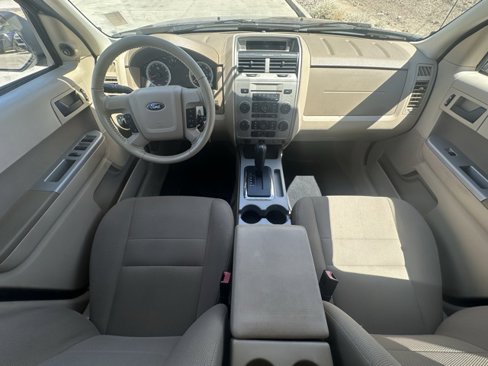 Used 2010 Ford Escape XLT image 25