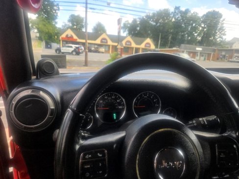 Used 2013 Jeep Wrangler Unlimited Sport image 72