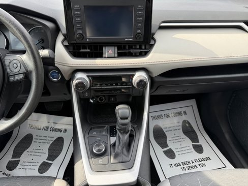 Certified 2022 Toyota RAV4 XLE image 12
