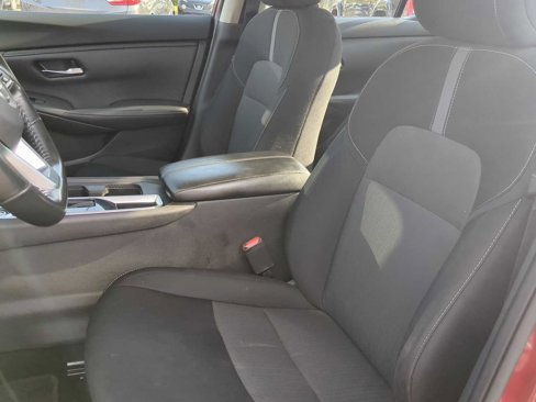 Used 2021 Nissan Sentra SV image 15