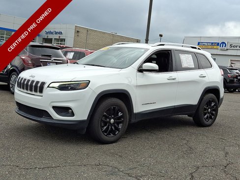 Certified 2020 Jeep Cherokee Latitude Plus w/ Cold Weather Group image 5