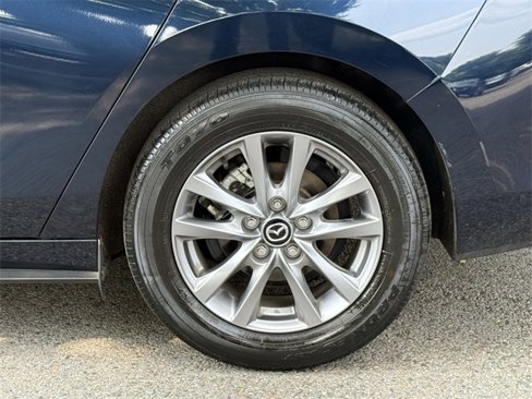 Used 2022 MAZDA MAZDA3 s image 11