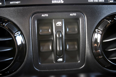 Used 2014 Jeep Wrangler Unlimited Sahara image 26
