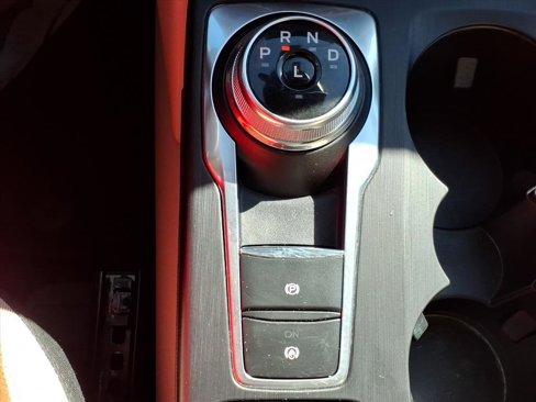 Used 2022 Ford Escape SE w/ Cold Weather Package image 21