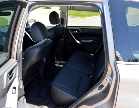 Used 2015 Subaru Forester 2.5i Limited image 13