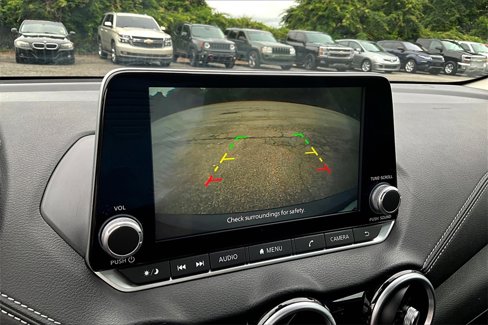 Used 2023 Nissan Sentra SV image 13