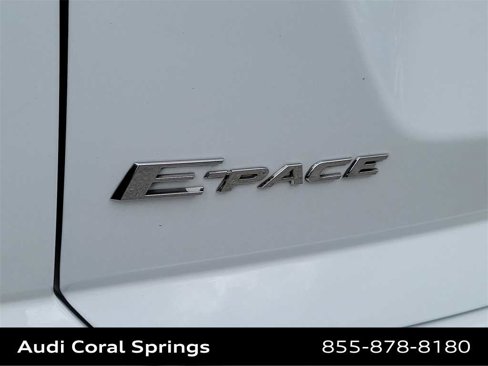 Used 2018 Jaguar E-PACE S image 7