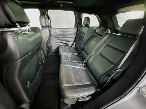 Used 2019 Jeep Grand Cherokee Limited w/ Luxury Group II image 28