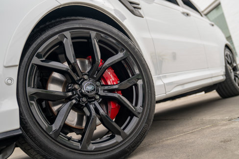 Used 2022 Land Rover Range Rover Sport SVR Carbon Edition image 6