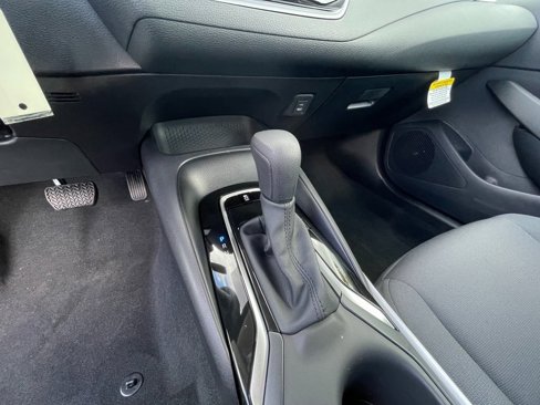New 2025 Toyota Corolla LE image 8
