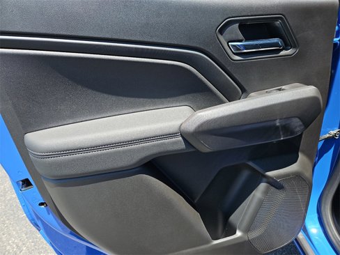 New 2026 GMC Canyon Elevation w/ Convenience Package image 16