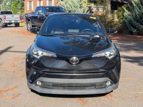 Used 2019 Toyota C-HR Limited image 8