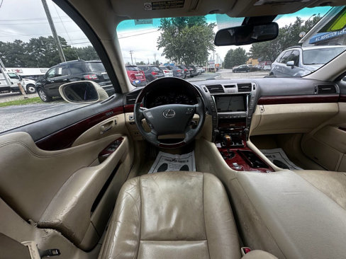 Used 2007 Lexus LS 460 image 23
