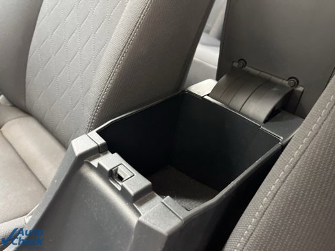 Used 2023 Toyota Corolla LE image 27