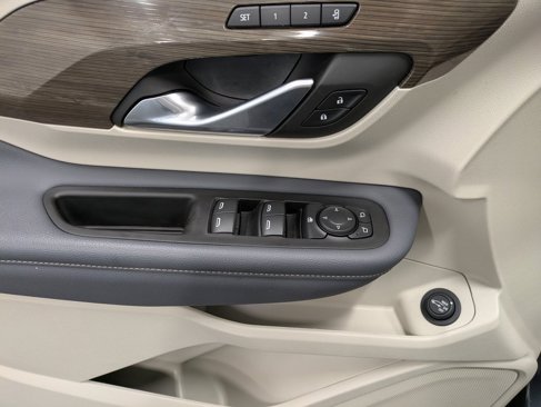 Used 2022 GMC Terrain Denali w/ LPO, Floor Liner Package image 9
