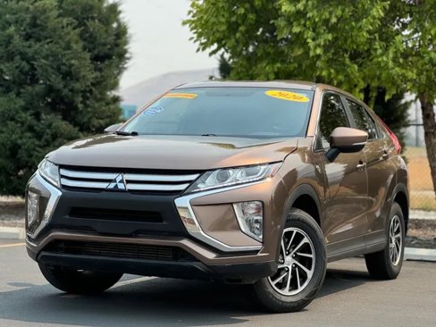 Used 2020 Mitsubishi Eclipse Cross ES image 4