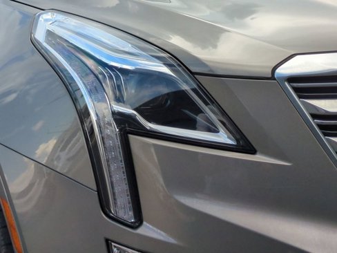 Used 2019 Cadillac XT5 Premium Luxury image 10