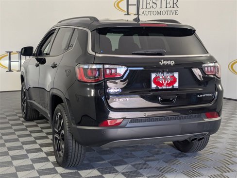 Used 2022 Jeep Compass Limited image 5
