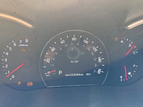 Used 2014 Kia Sorento SX image 1