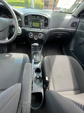 Used 2011 Hyundai Accent GS image 21