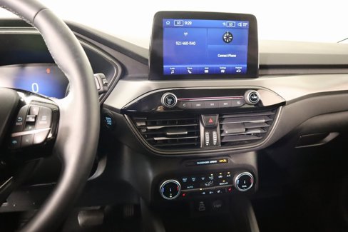 Used 2024 Ford Escape Active w/ Cold Weather Package image 5
